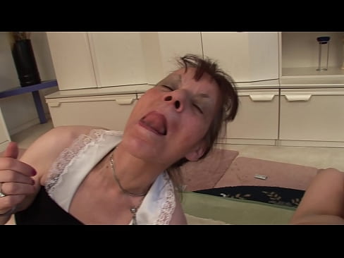 ❤️ Tá triúr ag beirt sheanmháthair agus seanathair amháin ❤❌  Porn  ag porn % ga.kassa-standupbar.ru%