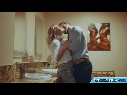 ❤️ Nuair a mheallann blonde busty tú i seomra scíthe poiblí ❤❌ Porn ag porn % ga.kassa-standupbar.ru%
